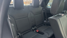 Land Rover Discovery 3.0 D300 R-Dynamic HSE 5dr Auto Diesel Station Wagon